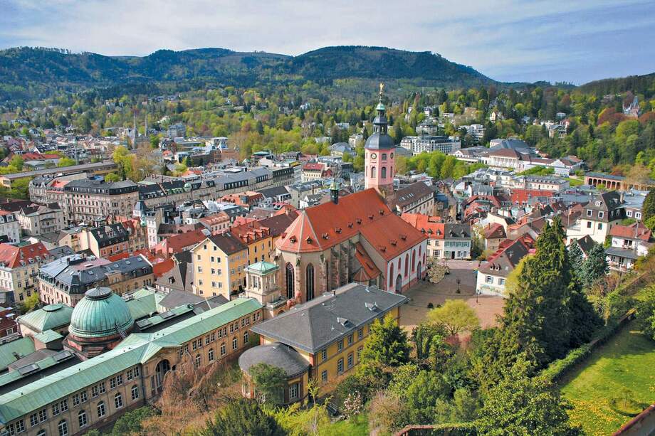 Історичне місто Баден-Баден у Німеччині 