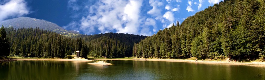 Неповторне озеро Синевир на Закарпатті